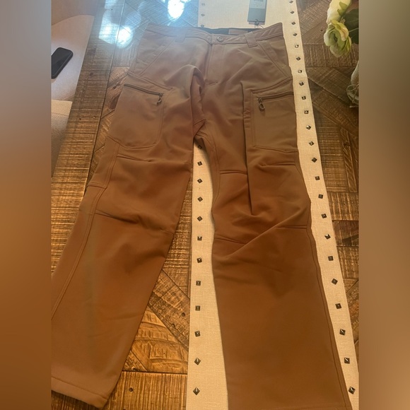 Beyond RIG SOFTSHELL PANT